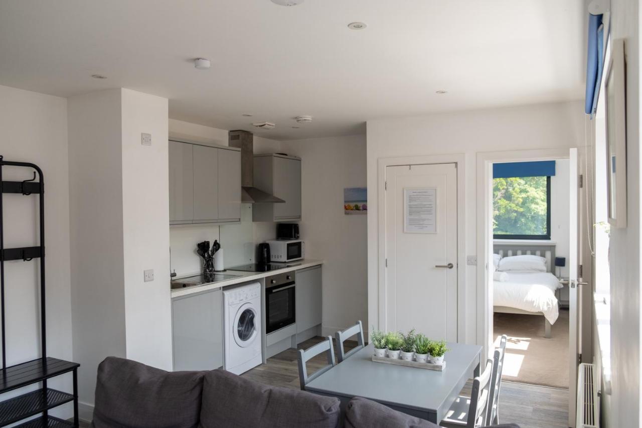 Modern One Bedroom Apartment In Town Centre & 4 Min To The Beach Bournemouth Eksteriør bilde